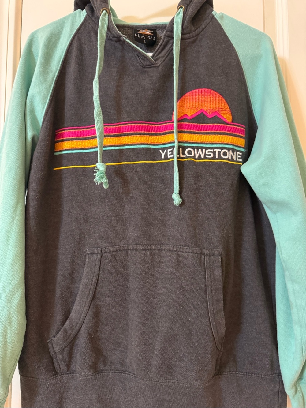 Prairie Mountain Yellowstone Two-Tone Hooded Sweatshirt Charcoal & Mint Large - Picture 3 of 8
